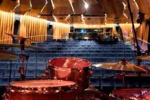 Oval - Die Bühne im Europark