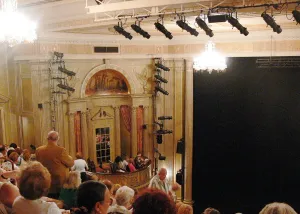 Music Box Theatre