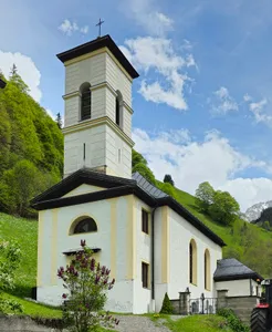 Kath. Filialkirche Expositurkirche Mariae Heimsuchung mit Friedhof
