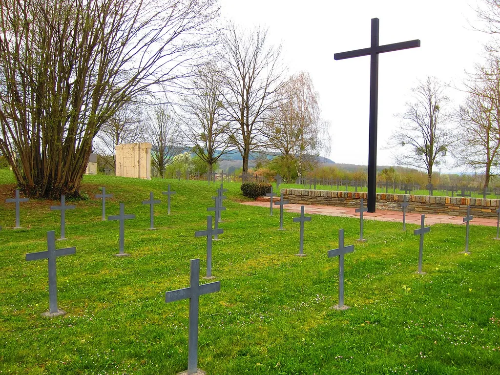 Azannes 1 war cemetery deutsch