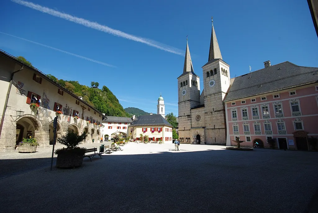 Ensemble Schloßplatz, 83471 Berchtesgaden