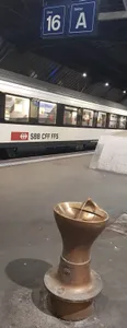 Brunnen (Perronanlage Hauptbahnhof Gleis 16/17 W)