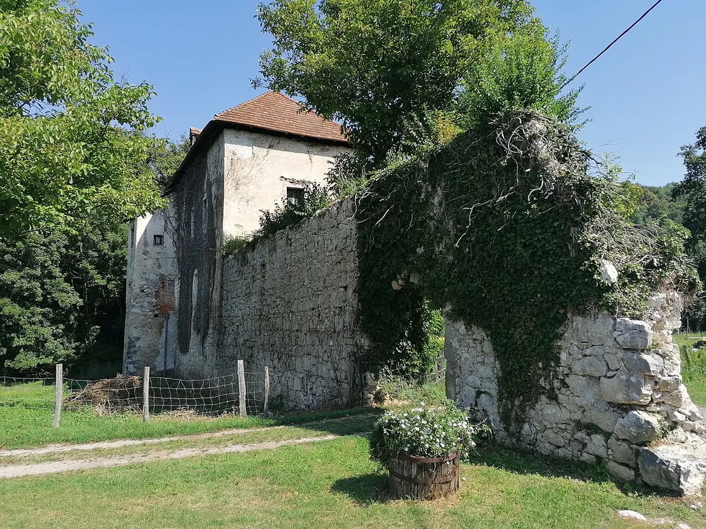 Pobrežje, Črnomelj,