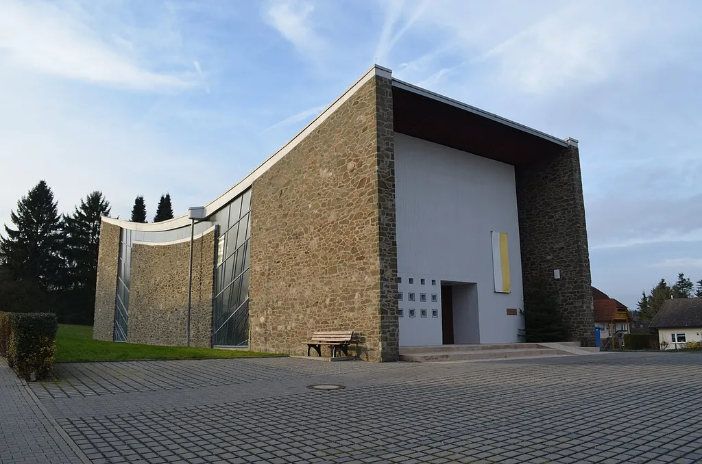 Wörsdorf, Katholische Pfarrkirche Nikolaus-von-Flüe-Friedenskirche
