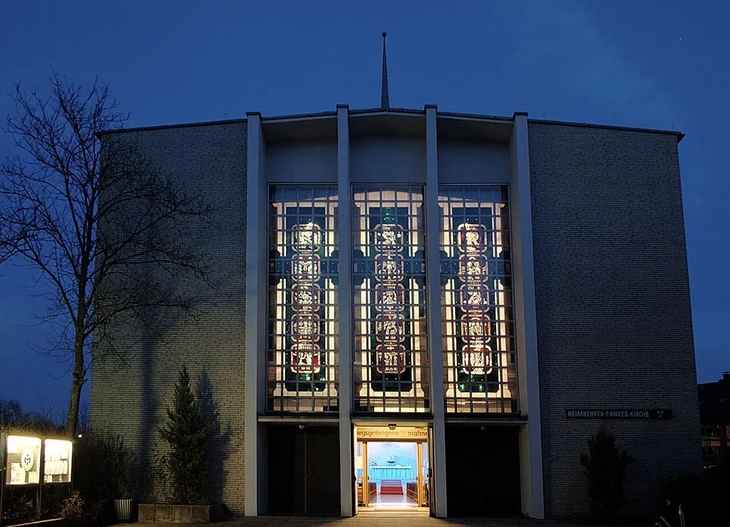 Katholische Kirche Heilige Familie, Bochum Weitmar