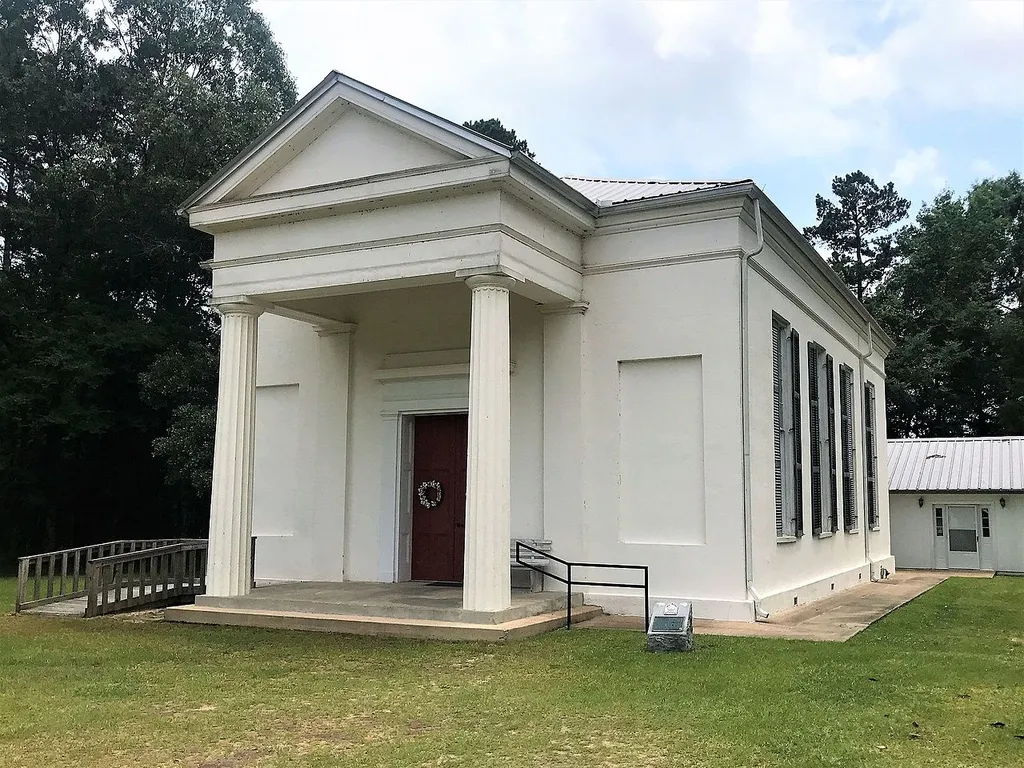 Kingston Methodist Church in Natchez, Mississippi. This is an image of a place or building that is listed on the National Register of Historic Places in the United States of America. Its reference number is 82003093 (Wikidata).