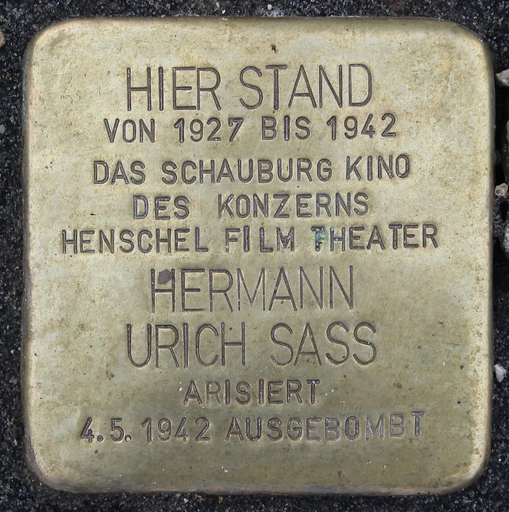 Stolperstein dedicated to das Schauburg Kino von Hermann Urich Sass