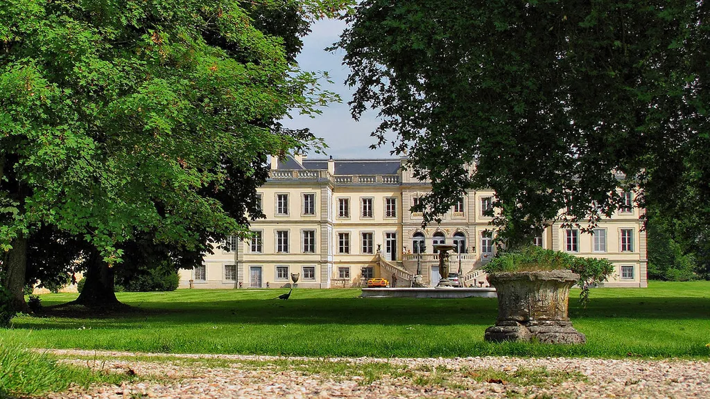 Inscrit aux monuments historiques sous le numéro PA00135346