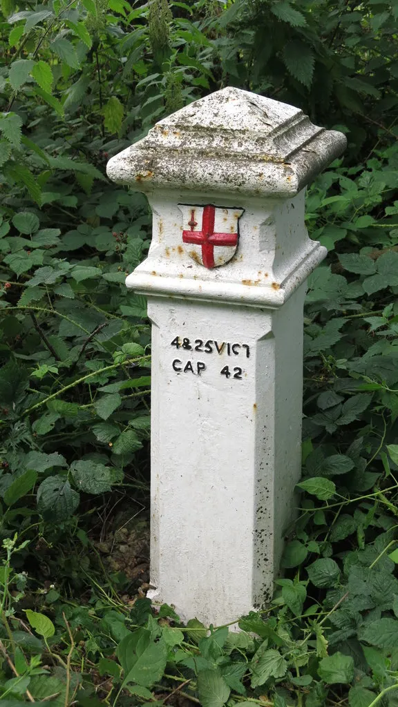 Coal tax boundary post no.57, Shrubs Road