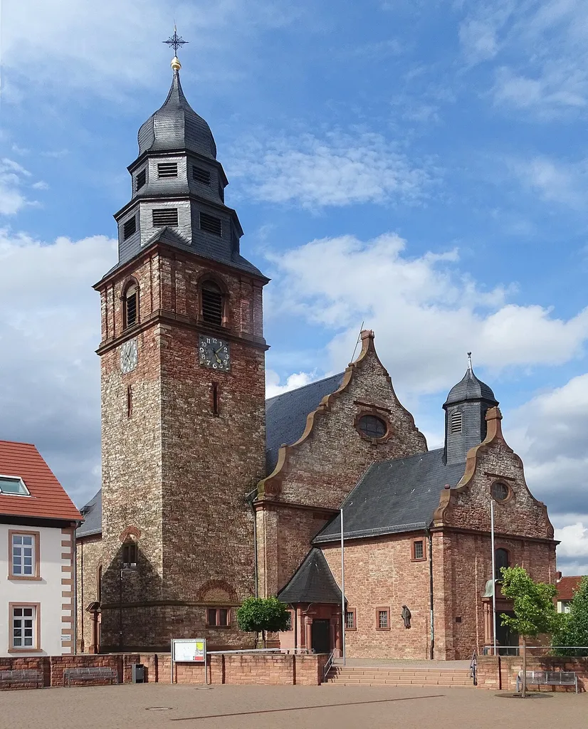 Catholic parish church of St. Margareta in Kahl am Main, Hauptstraße 21