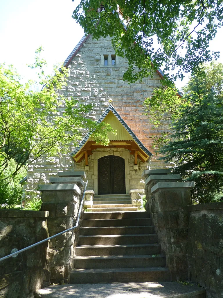 Portal der evangelischen Kirche in Bernterode/Schacht