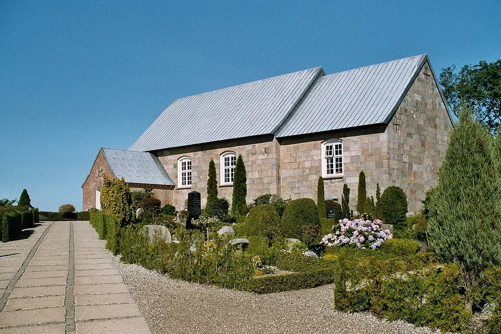 Ensted church and churchyard (Aabenraa Kommune)