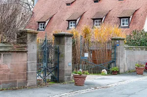 Hoftor Großreuther Straße 113 in Nürnberg