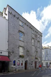 Lynch's Castle