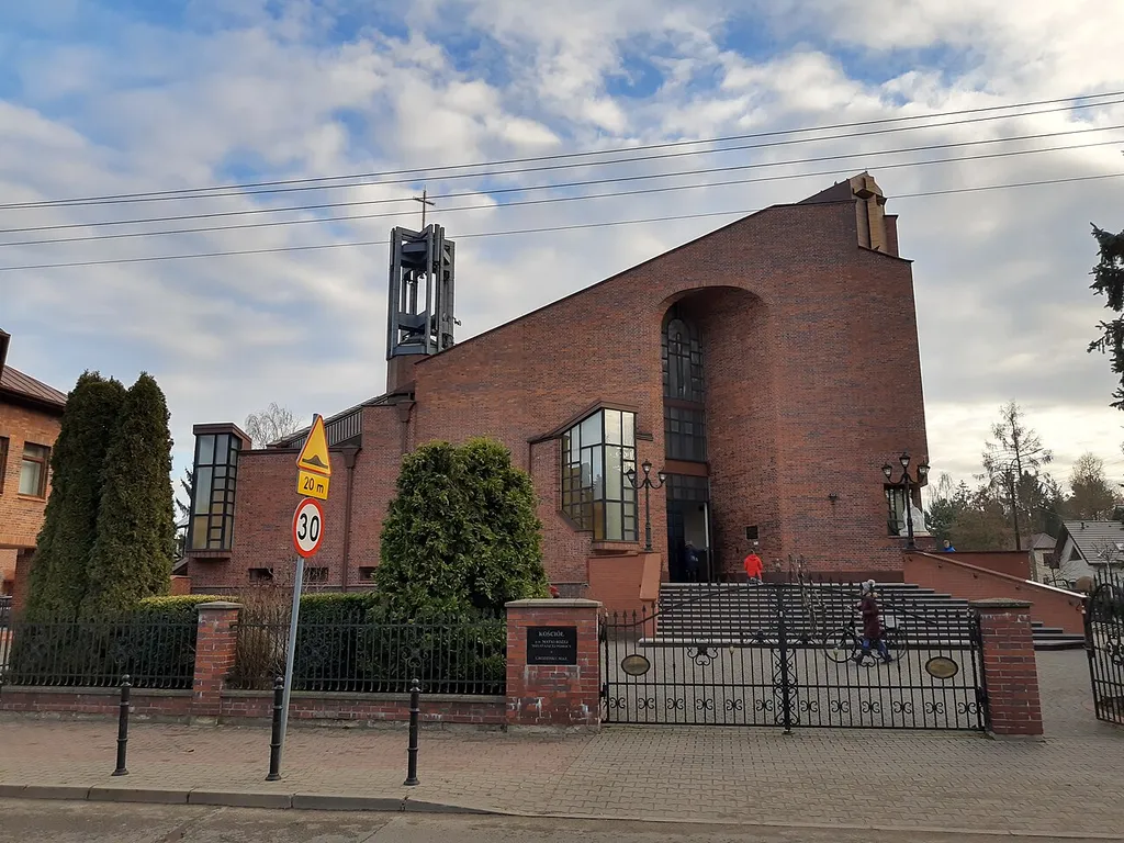 Grodzisk Mazowiecki - kościół MB Nieustającej Pomocy