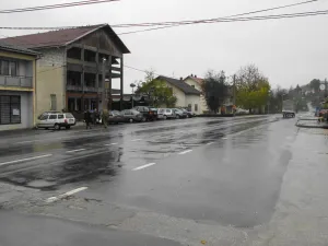 Oštra Luka
