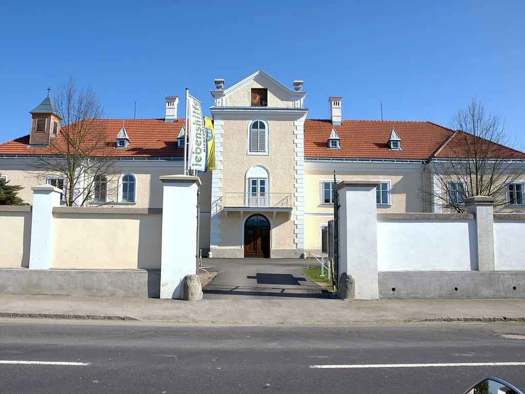 Schloss Neudenburg und Stöckl