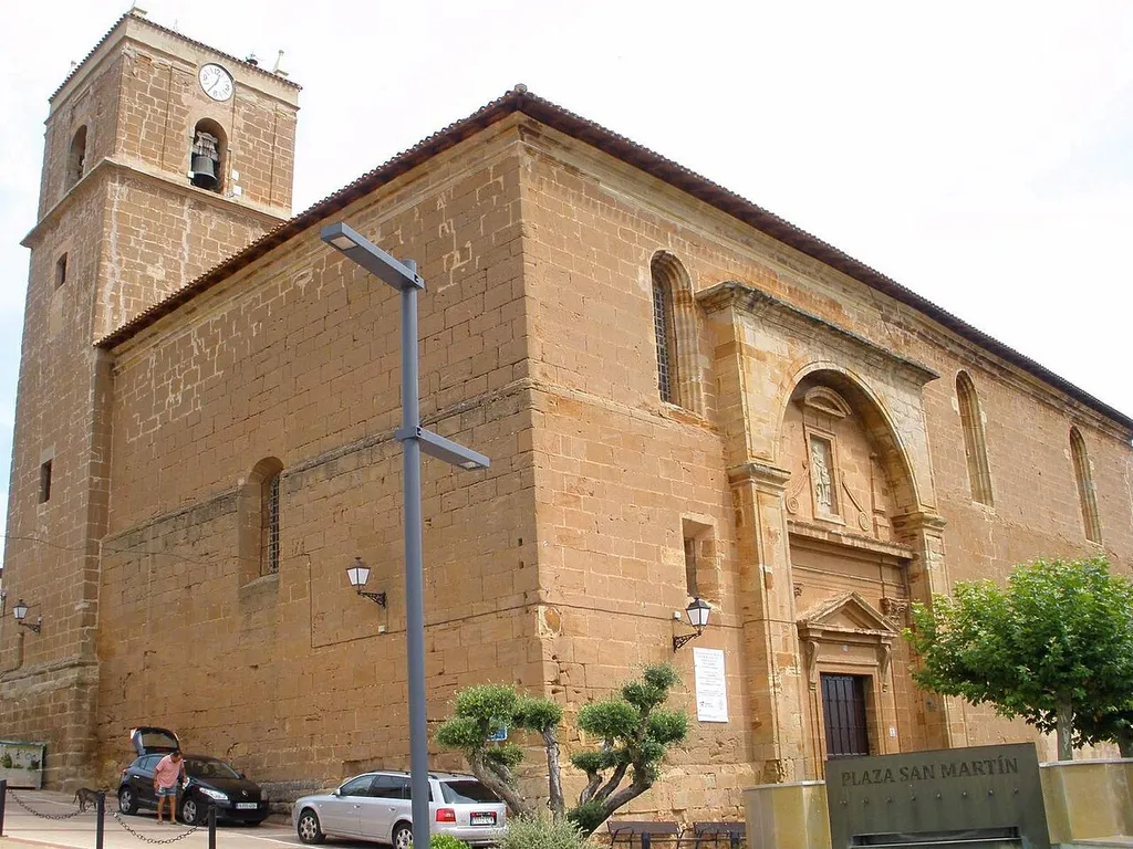 Iglesia de San Martín (Entrena, La Rioja)