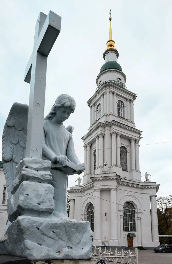 Надгробие с Ангелом (Тульская область, Тула, Всесвятское кладбище)