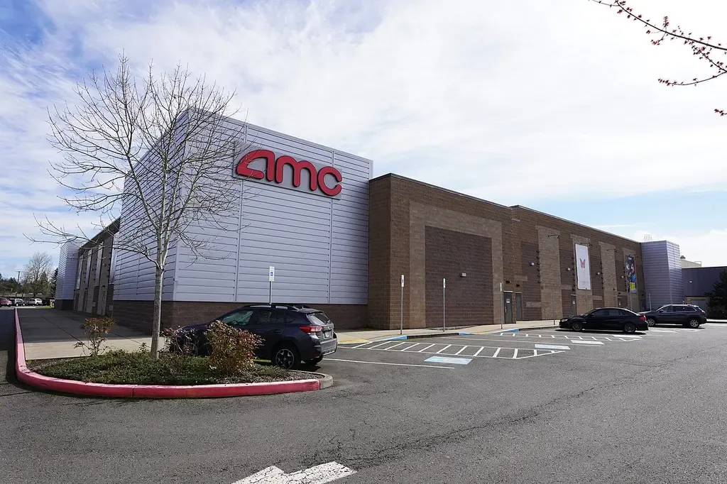 AMC Vancouver Mall 23