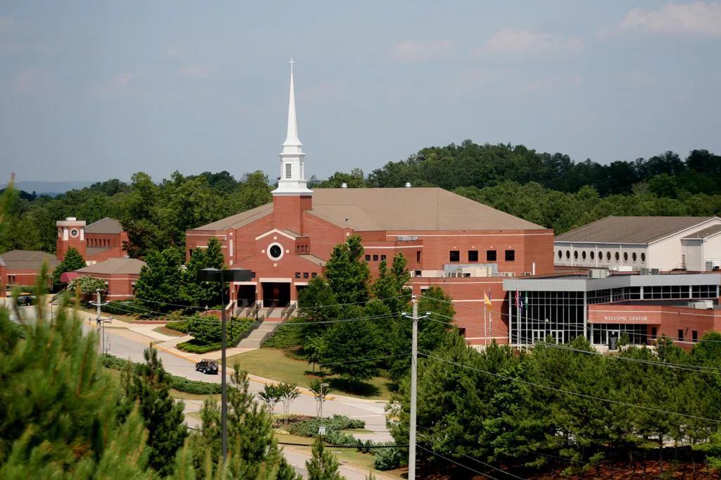 Hunter Street Baptist Church in Hoover, Alabama.