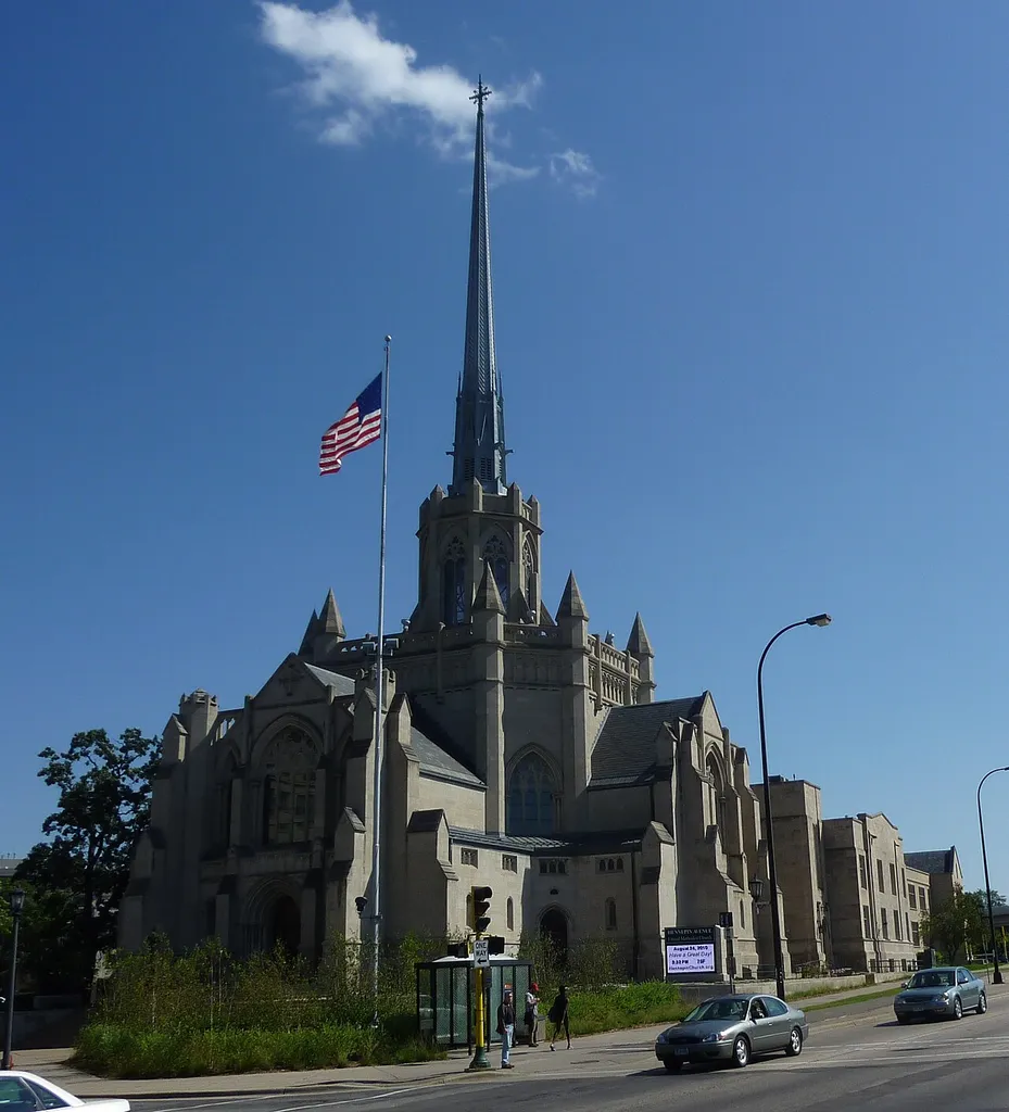 w:Hennepin Avenue United Methodist Church in Minneapolis, Minnesota