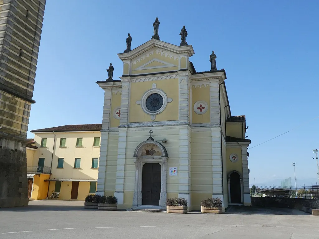 Longa (Schiavon, Veneto, Italy), Saint John the Baptist church