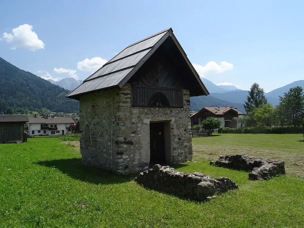 Tonadico (Primiero San Martino di Castrozza, Trentino, Italy), Saint James church