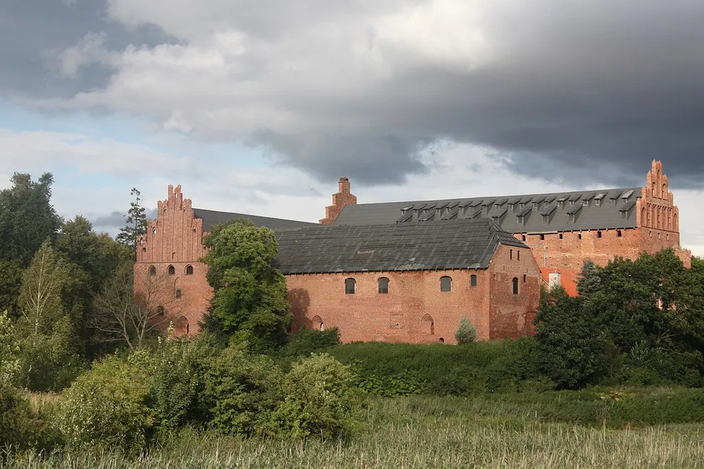Barciany Castle