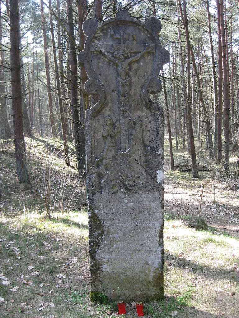 Pomertstein near Herrnburg, municipality of Lüdersdorf