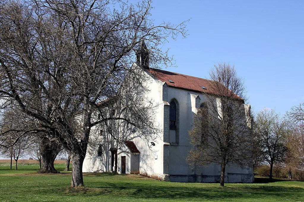 This media shows the natural monument in the Burgenland with the ID MA-011.