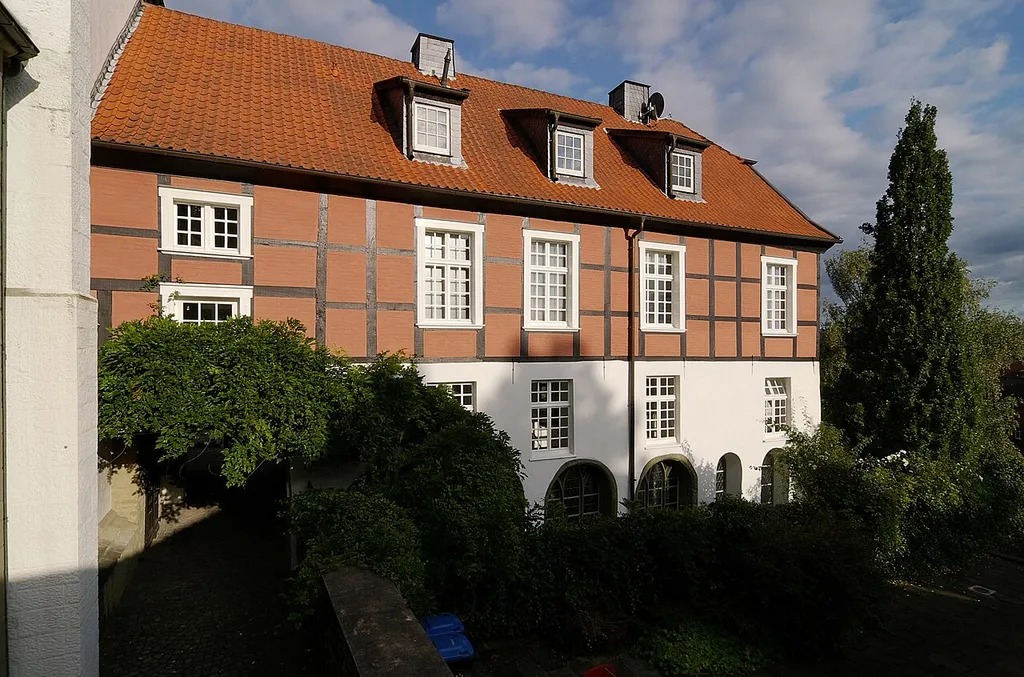 Fröndenberg an der Ruhr, Nordrhein-Westfalen, an der Stiftskirche