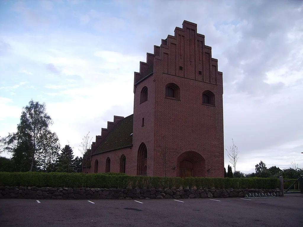 Næsby Kirke, Næsby Sogn, Odense Herred, Odense Amt, Denmark (Danish Church) Date: 31.05.2006 Photographed by Søren Møller