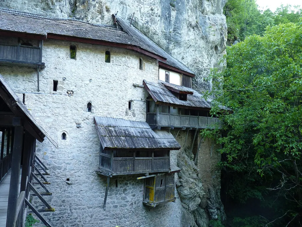 Manastir Crna Reka