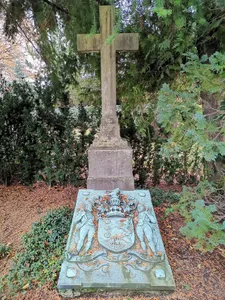 Grabanlage Familie von Burgk, Friedhof Schönfeld