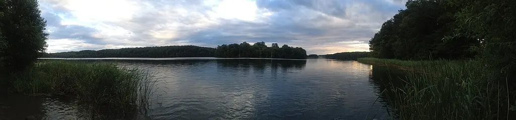 Aussicht auf den Mellensee von der Badestelle bei der Kapelle Mellenau