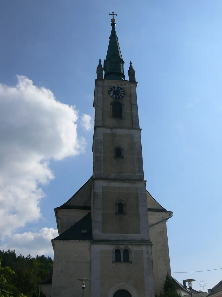 Saint Mary Magdalene parish church in Oepping ( Upper Austria ). Facade with tower ( 1883 )