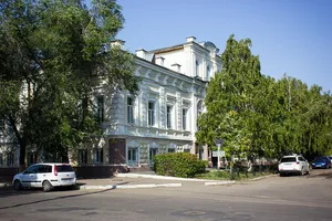City estate of the Zaryvnov (Kobozeva street 46, Khlebny lane 2, Orenburg)