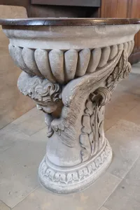 Baptismal font of Église Sainte-Eugénie (Marnes-la-Coquette)