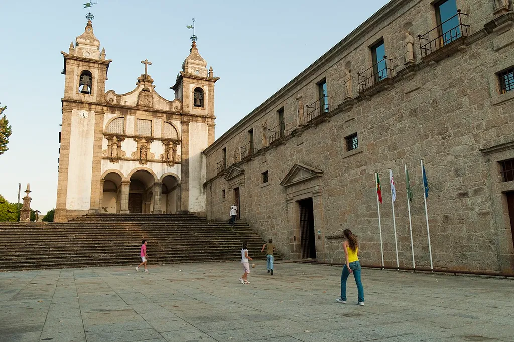 This file was uploaded for Wiki Loves Monuments in Portugal with the unique identifier 74590. English | español | português | português do Brasil | +/− review Done