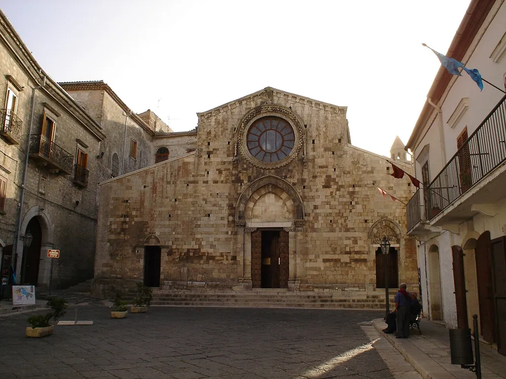 Il Duomo di Bovino. Il Duomo di Bovino, concattredale della diocesi.