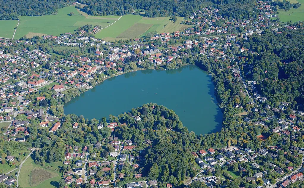 Aerial image of Weßlinger See (view from the south)