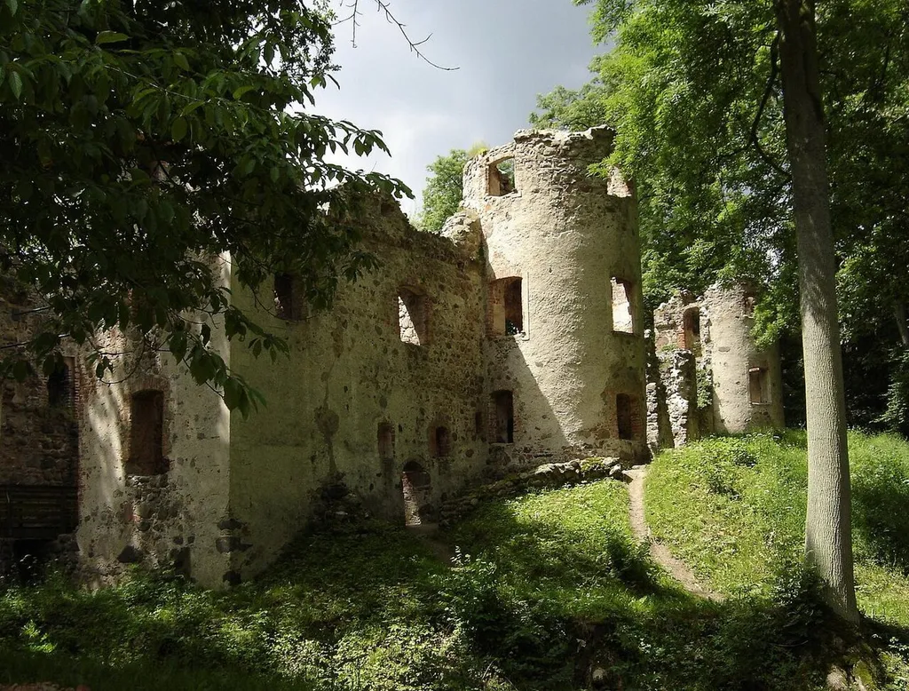 Burgruine Landskron (Ostvorpommern)