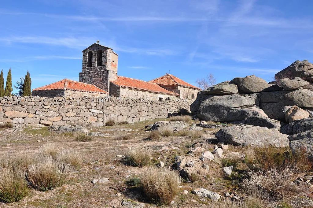 Iglesia de la Asunción en Gallegos de Altamiros, Ávila, España