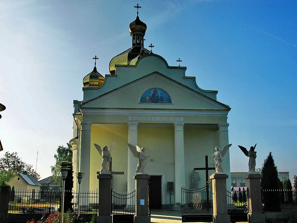 Церква Возложення Ризи(мур.), Хоростків, вул.Незалежності,76