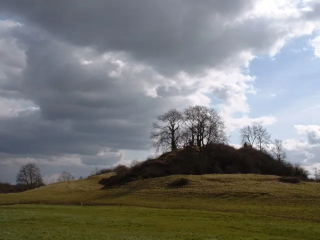 Castle Hill, Fenny Castle.