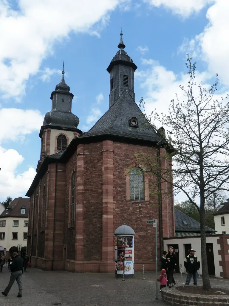 Pfarrkirche Native name Sandkirche/Mariä Heimsuchung Location Aschaffenburg, Upper Franconia, Germany Coordinates 49° 58′ 26.4″ N, 9° 09′ 02.84″ E Authority file : Q1899638 institution QS:P195,Q1899638