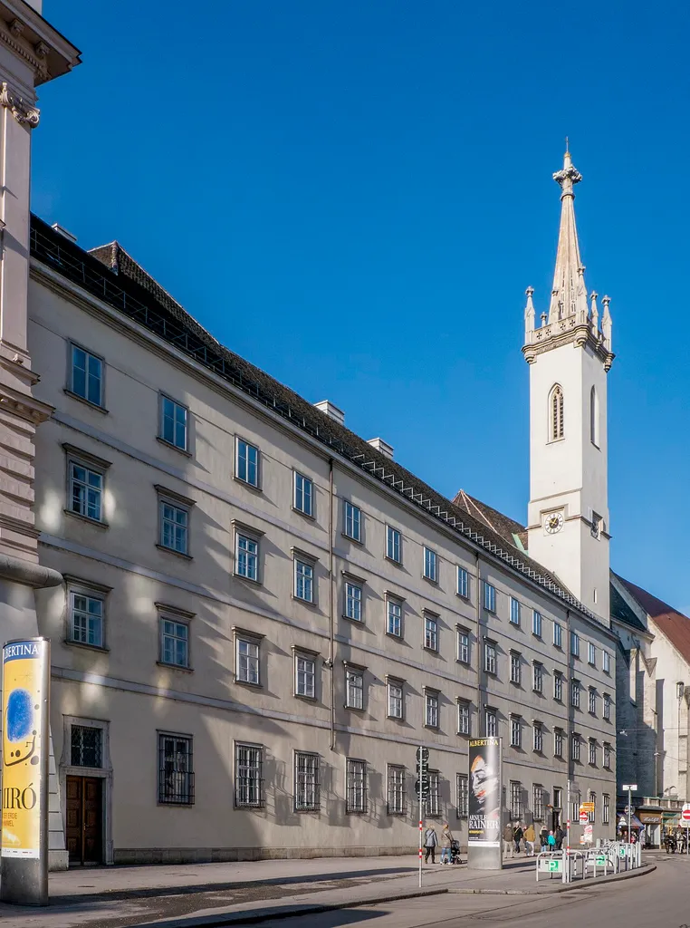 Augustinerkloster mit Augustinersaal und Refektorium, Augustinerdurchgang