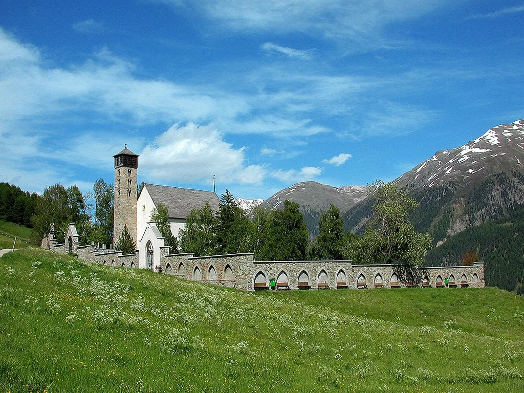 reformierte Kirche St. Peter in Samedan (Kanton Graubünden)