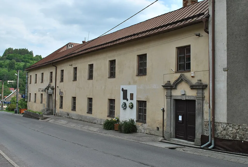 This media shows the protected monument with the number 602-1267/1 CHMSK/602-1267/1,CHMSK/602-1267(other) in the Slovak Republic.